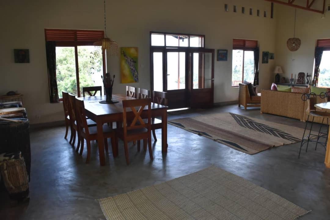 Amazi Land Home And Farm Stay Kibuye Экстерьер фото