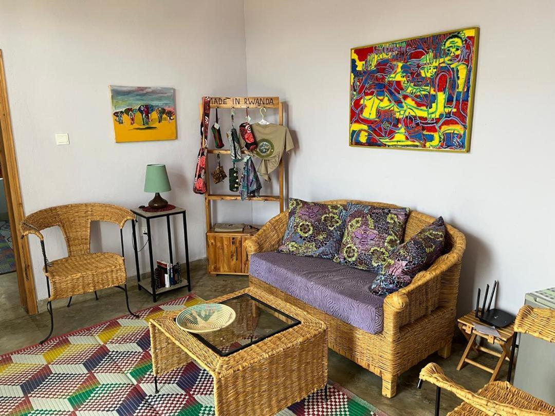Amazi Land Home And Farm Stay Kibuye Экстерьер фото